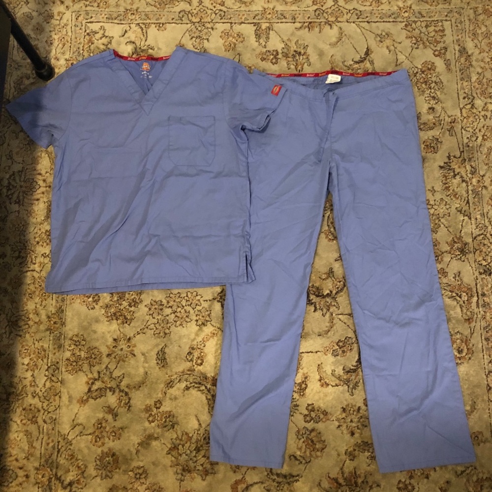 Dickies unisex blue scrub set